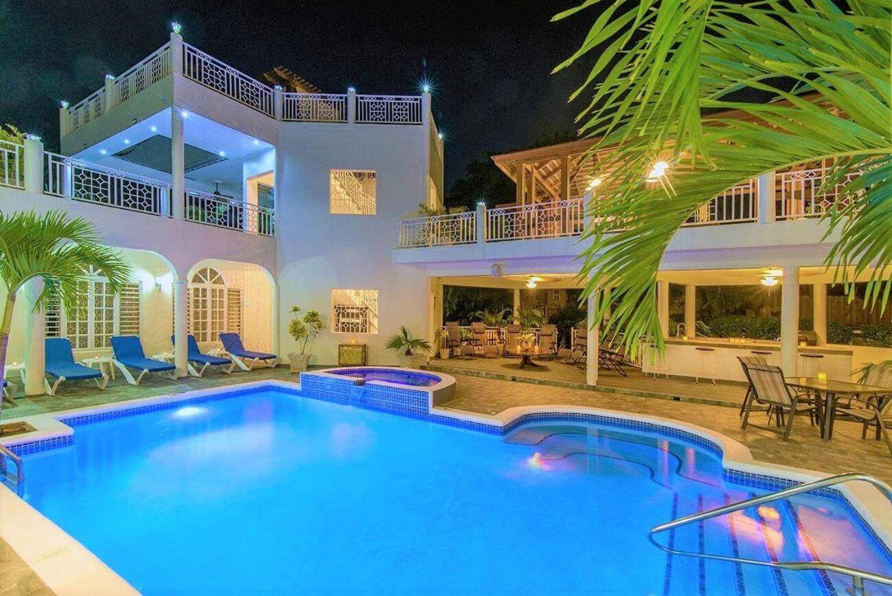 Mais Oui Villa ديسكفري باي المظهر الخارجي الصورة